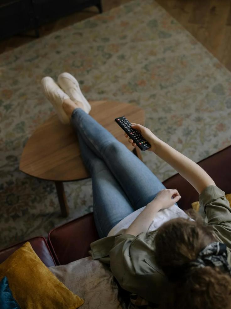 Technologia streamingu w telewizji internetowej – jak to naprawdę działa?